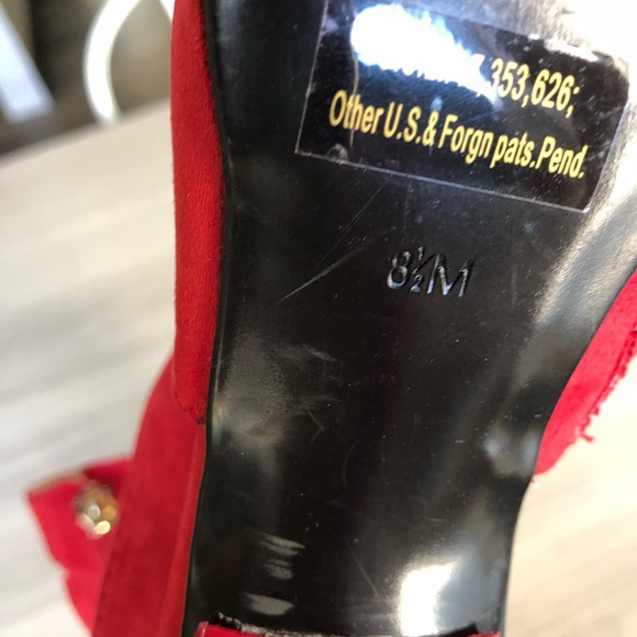 NWOT Guess Red Ramba Criss-Cross Pump Heels 8 1/2 - Picture 5 of 6